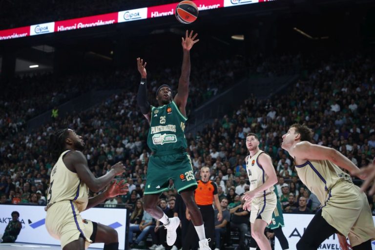 Euroleague: Με «βροχή» από τρίποντα η Μπαρτσελόνα λύγισε με 103-96 τον Παναθηναϊκό στο ΟΑΚΑ