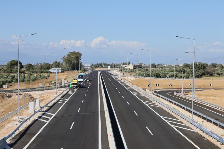 Κλείνουν λόγω έργων οι έξοδοι στον Κόμβο Κυλλήνης