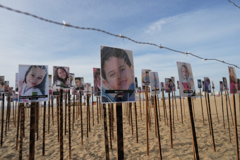 Γάζα: Ελπίδες για ειρήνη με πολλά αγκάθια – Καταρχήν αποδοχή του σχεδίου Τραμπ από τη Χαμάς