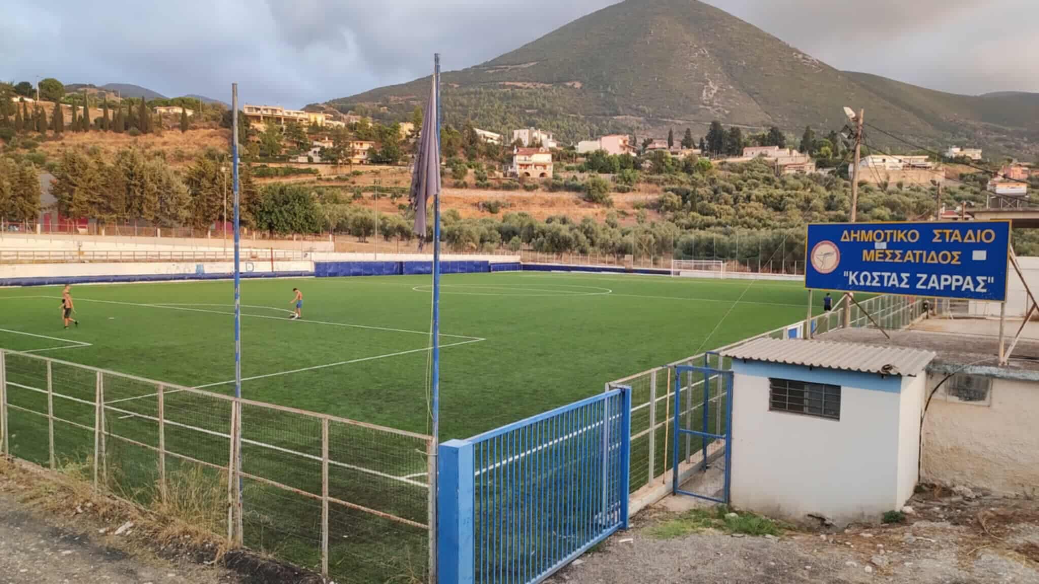 Πάτρα: Σοβαρά επεισόδια κατά τη διάρκεια αγώνα με τρεις τραυματίες και έναν φίλαθλο που υπέστη έμφραγμα προσπαθώντας να προστατεύει το παιδί του