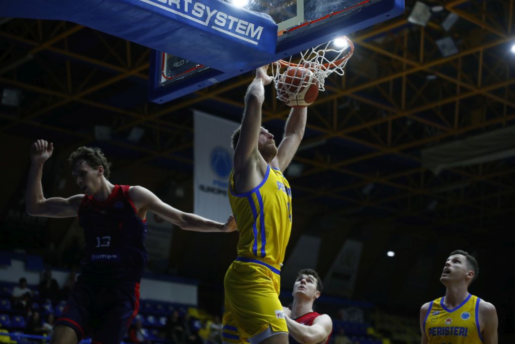 FIBA Europe Cup: Συνεχίζει αήττητο το Περιστέρι, 87-75 την Μπρνο (highlights)