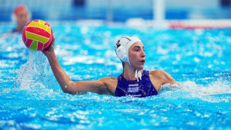 Ελευθερία Πλευρίτου και Φωτεινή Τριχά είναι υποψήφιες για το βραβείο της κορυφαίας πολίστριας του 2025 στον κόσμο