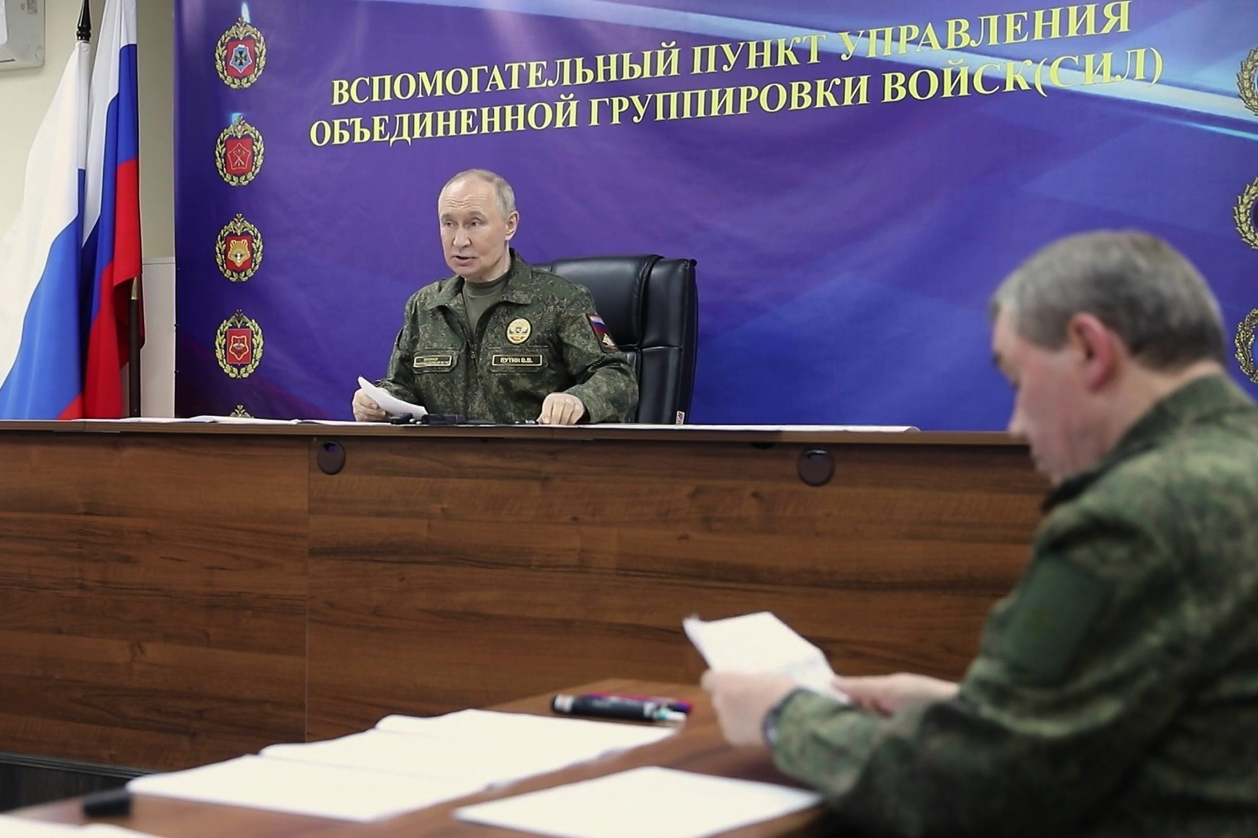 «Ενίσχυση» της ρωσικής ταυτότητας στις κατειλημμένες περιοχές της Ουκρανίας ζητά ο Πούτιν