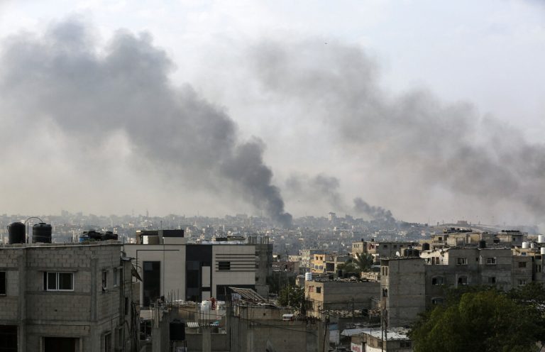 Ισραηλινά ΜΜΕ: Επίθεση δέχθηκαν τα στρατεύματα του Ισραήλ στη Ράφα, απάντησαν με αεροπορικά πλήγματα – Στον αέρα η εκεχειρία