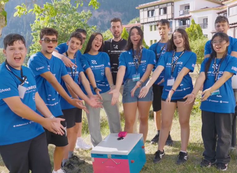 Η Εθνική Ομάδα Ρομποτικής «FIRST Global Challenge Team» στις κορυφαίες του κόσμου με το καινοτόμο πρότζεκτ ChromaHive