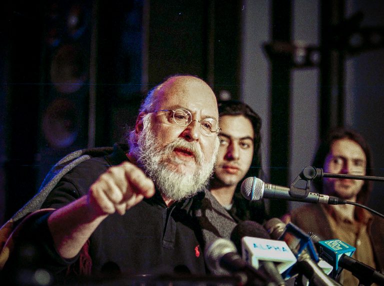 ΚΚΕ για Σαββόπουλο: Oι μελωδίες και οι στίχοι του άφησαν διακριτό χνάρι στην ελληνική μουσική