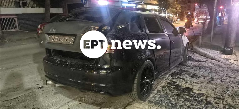Θεσσαλονίκη: Αυτοκίνητο καταστράφηκε ολοσχερώς μετά από πυρκαγια