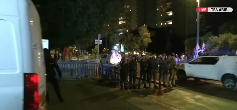 Γάζα: Άλλες δύο σορούς Ισραηλινών ομήρων απελευθερώνει απόψε η Χαμάς – Το ΕΡΤΝews στο κεντρικό Ισραήλ