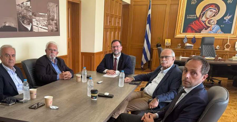 Κοινή πρωτοβουλία αιρετών της Ηλείας για τη διεκδίκηση πανεπιστημιακής σχολής