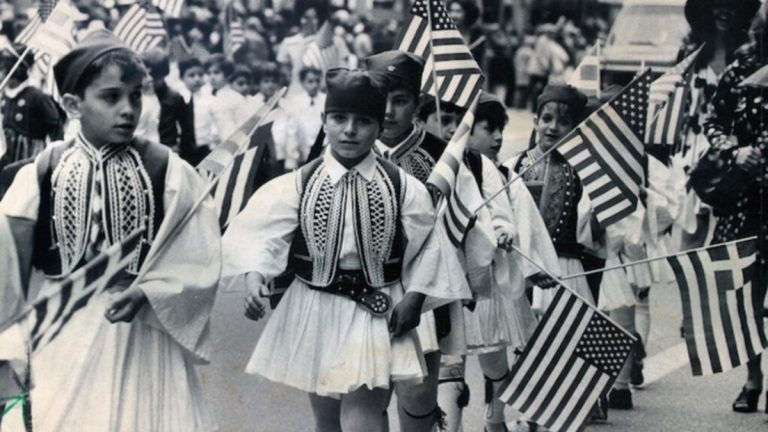 Αφιέρωμα για την ζωή των Ελλήνων στο Εξωτερικό από το λογοτεχνικό περιοδικό Θράκα (audio)