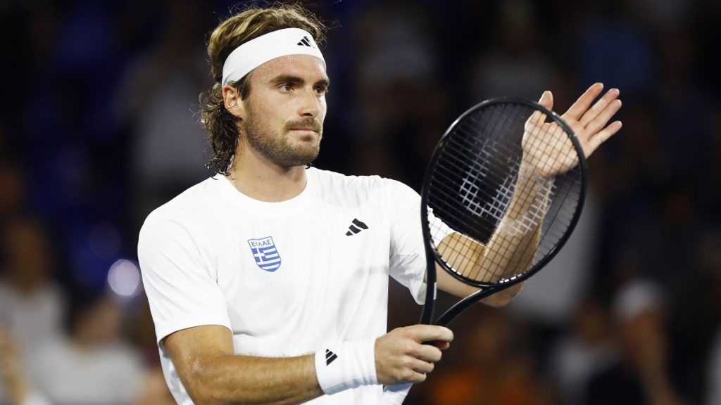 Shanghai Masters: Με Μεντβέντεφ στους «16» ο Τσιτσιπάς: «Οραματιζόμουν τον σημερινό αγώνα…»