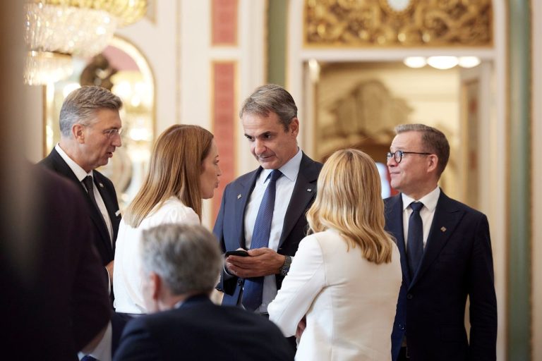 Μητσοτάκης από Κοπεγχάγη: Ήρθε η ώρα η Ευρώπη να ενεργοποιήσει τους πόρους για την άμυνα