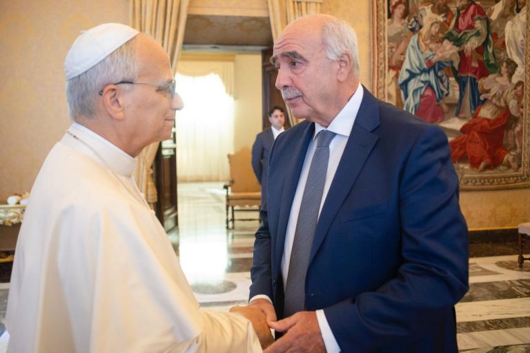 Ιστορική επίσκεψη του Βαγγέλη Μεϊμαράκη στον Πάπα Λέοντα ΙΔ’ στο Βατικανό