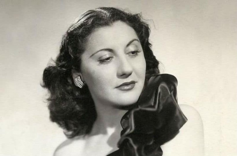 Θεσσαλονίκη: Ανήμερα της 28ης Οκτωβρίου τιμήθηκε η Σοφία Βέμπο στο σημείο που πρωτοτραγούδησε