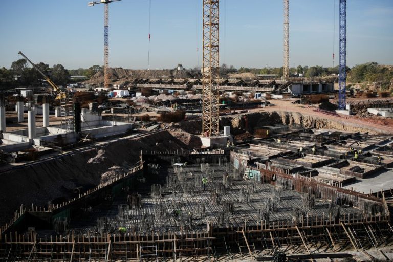 Μεγάλη ημέρα για το νέο γήπεδο του Παναθηναϊκού: Έπεσε η πρώτη πλάκα στον Βοτανικό
