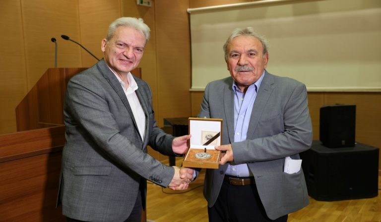 Ηράκλειο: Απονεμήθηκε το “Βραβείο Ηθικής Τάξης” στην επιστήμονα και δωρήτρια Μαρία Λυριτζάκη