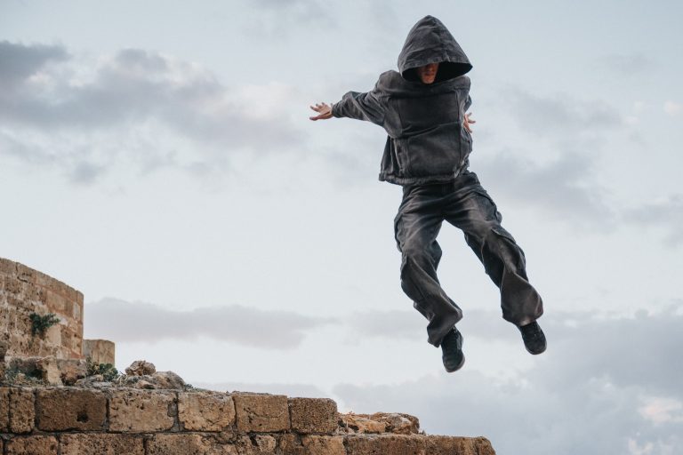 «Ξανασταυρώνεται»: Έναρξη γυρισμάτων για την ταινία του Θοδωρή Παπαδουλάκη