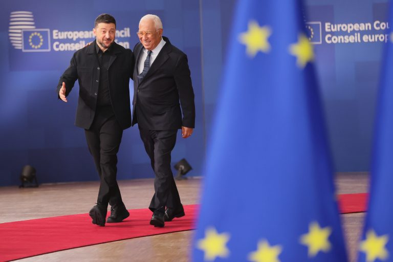 Να συνεχιστεί η πίεση στη Μόσχα για να κάτσει ο Πούτιν στο τραπέζι των διαπραγματεύσεων, συμφώνησαν Ζελένσκι και Ευρωπαίοι ηγέτες