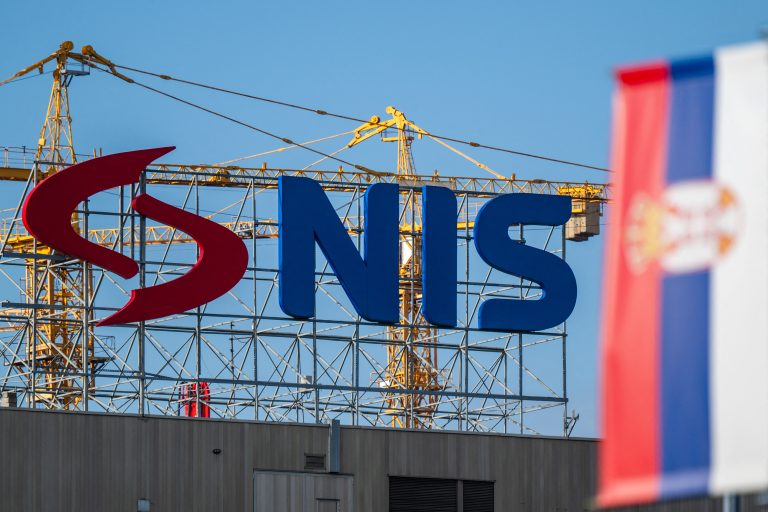 Τρίμηνη αναστολή κυρώσεων στην πετρελαϊκή εταιρία ΝΙS στη Σερβία