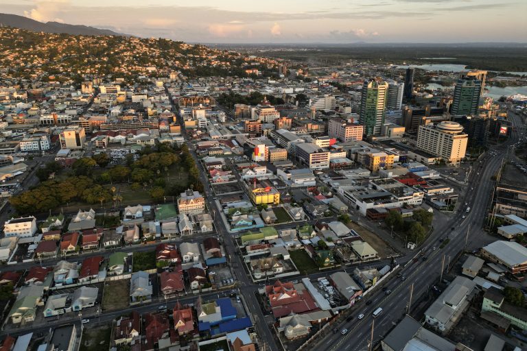 Τρινιντάντ και Τομπάγκο: Σε αυξημένη επιφυλακή τέθηκαν οι ένοπλες δυνάμεις, με φόντο την κρίση μεταξύ ΗΠΑ και Βενεζουέλας