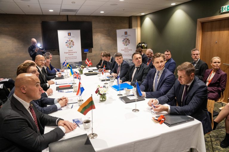 Ουκρανία: Η χώρα γίνεται εταίρος σε στρατιωτική συμμαχία χωρών της Βόρειας Ευρώπης