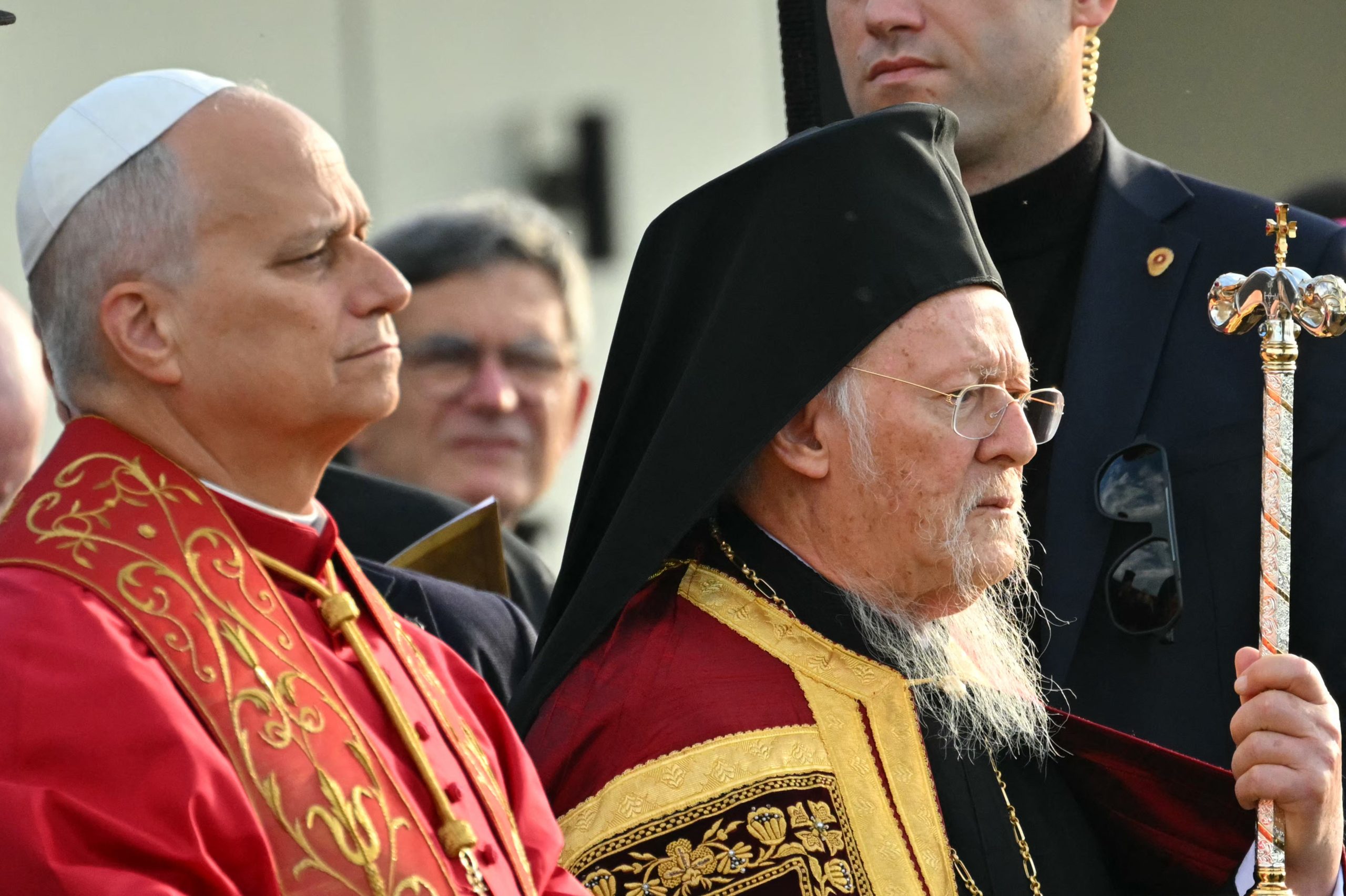 TURKEY-VATICAN-POPE-DIPLOMACY Live η ιστορική και συμβολική επίσκεψη του Οικουμενικού Πατριάρχη με τον Πάπα Λέοντα στη Νίκαια Βιθυνίας – Το Κοινό Προσκύνημα