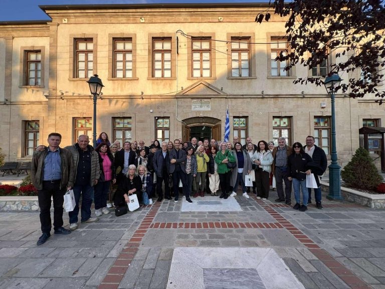 Στη Σιάτιστα εγκαινιάστηκε με επιτυχία ο κύκλος εκδηλώσεων «Λογοτεχνία και Τύπος» από το Μορφωτικό Ίδρυμα της ΕΣΗΕΜ-Θ