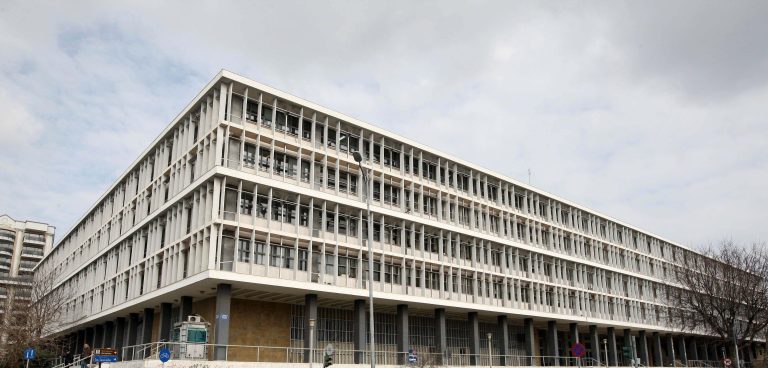 Θεσσαλονίκη: Εξαγοράσιμη ποινή 14 μηνών στον 19χρονο Τούρκο που συνελήφθη για παράνομη κατοχή βαλλίστρας