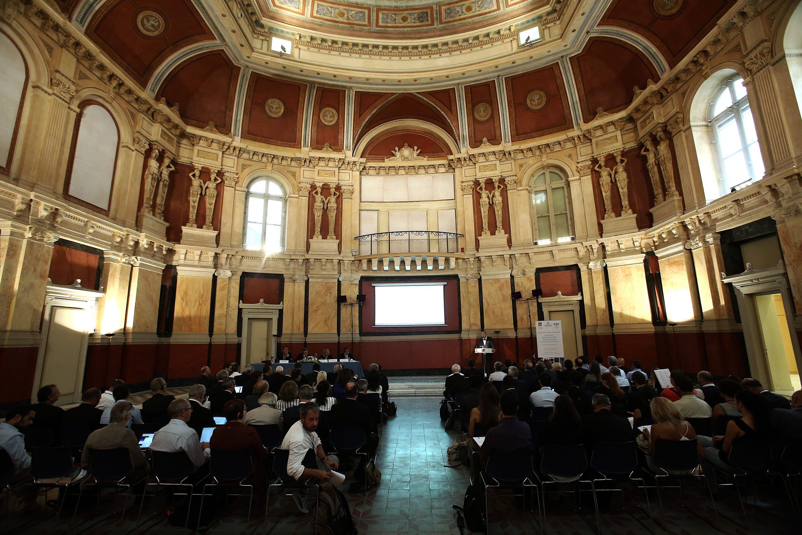 Αντώνης Καμάρας: Νέος εκπρόσωπος της Ελλάδας στην Παγκόσμια Τράπεζα