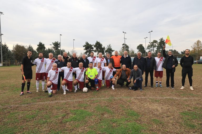 Τίμησαν τον αδικοχαμένο φίλαθλο Χαρ. Μπλιώνα παίζοντας ποδόσφαιρο