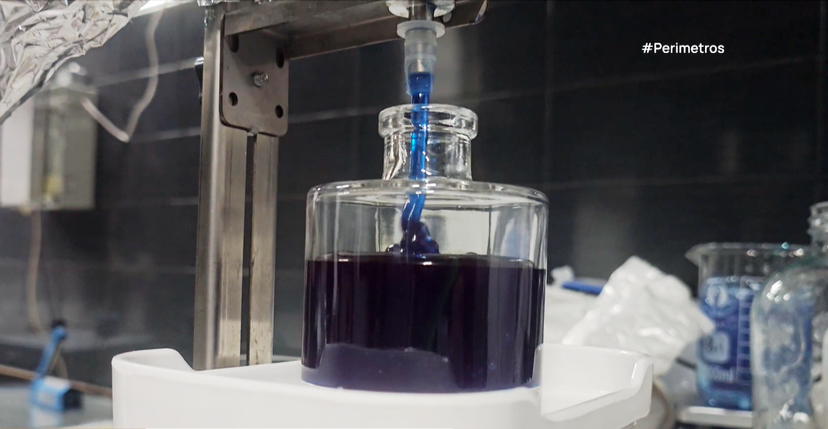 Μπλε μέλι: Το νέο ελληνικό προϊόν που έγινε viral