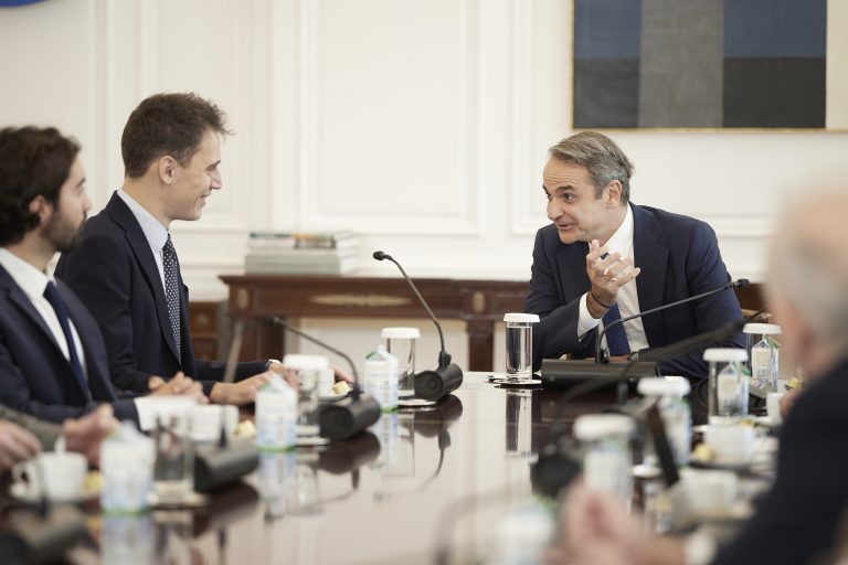 Συνάντηση Κυριάκου Μητσοτάκη με τον CEO της Mistral AI – Τα θέματα που συζήτησαν