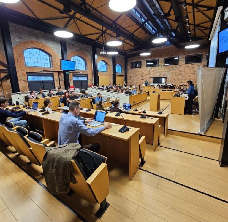 Θεσσαλονίκη: Πάνω από 500 φοιτητές και ερευνητές εκπαιδεύτηκαν σε εργαλεία Τεχνητής Νοημοσύνης