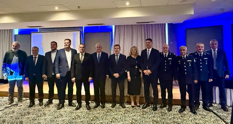 Με 359 κάμερες η Μεσσηνία έγινε ο πρώτος νομός της χώρας με πλήρες δίκτυο επιτήρησης – Μήνυμα Χρυσοχοΐδη για “ασφάλεια χωρίς διακρίσεις” (βίντεο)