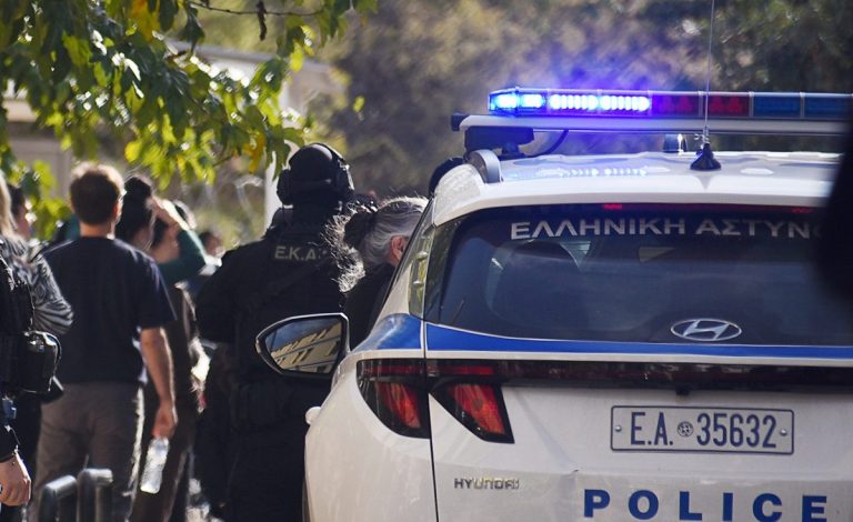 Ο Νίκος Ρωμανός παραμένει στη φυλακή ακόμη έξι μήνες για την έκρηξη στους Αμπελόκηπους