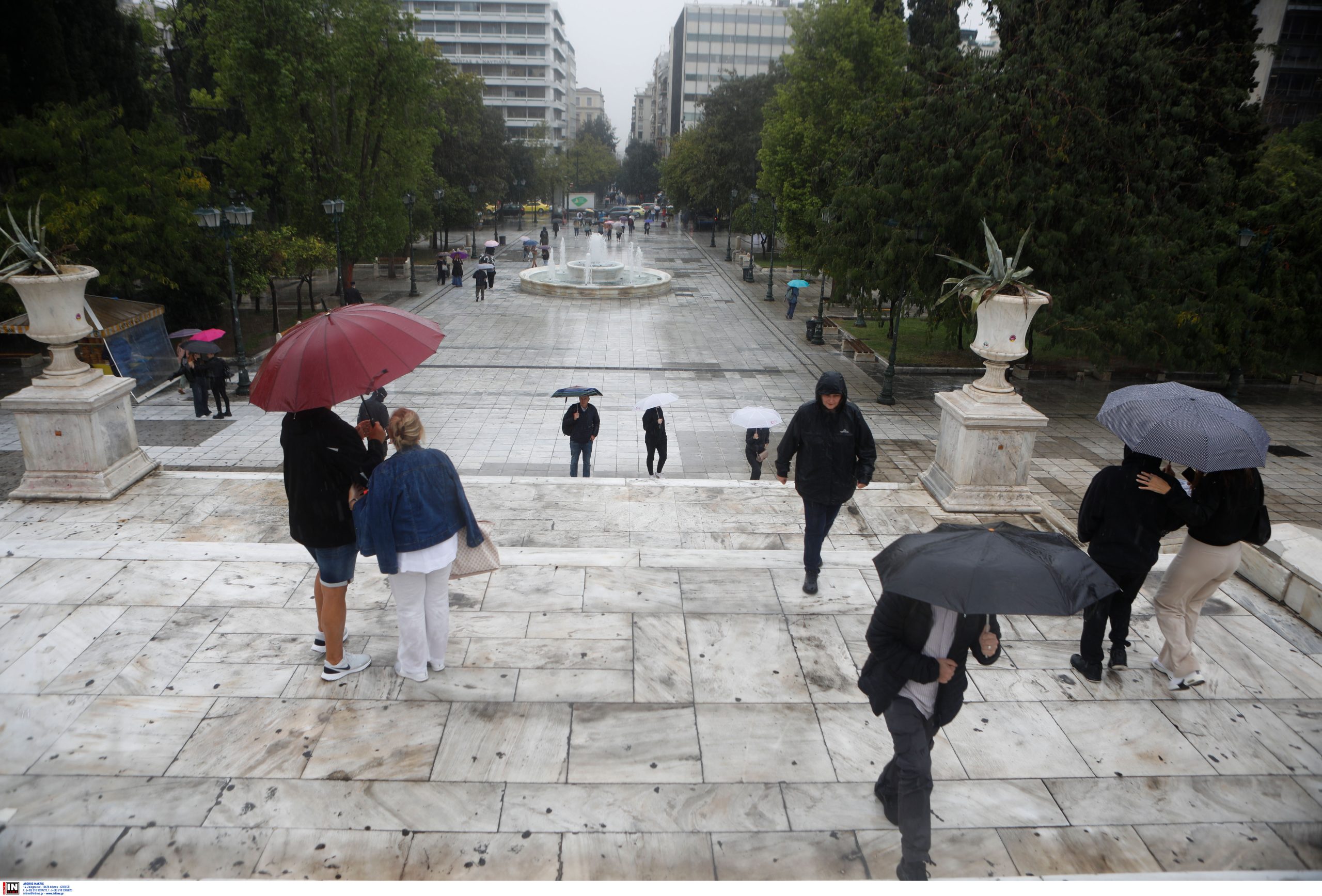Καιρός – Έκτακτο δελτίο επιδείνωσης: Κύμα κακοκαιρίας με βροχοπτώσεις μεγάλης έντασης και διάρκειας – Ποιες περιοχές θα πλήξει
