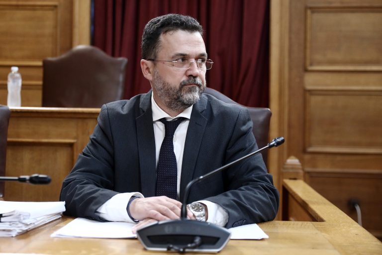Εξεταστική για ΟΠΕΚΕΠΕ: Ο Γ. Στρατάκος αρνήθηκε πως άσκησε πίεση για τον «Φραπέ» – «O οργανισμός δεν ήταν στις αρμοδιότητες μου»