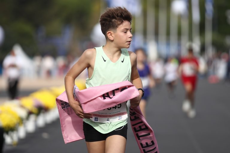 Μαραθώνιος: Πρώτοι τερματισμοί στον παιδικό αγώνα δρόμου