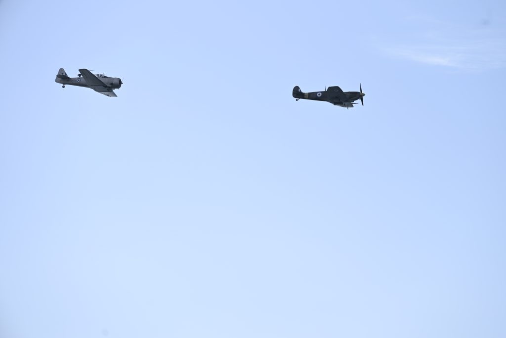 Καθηλωτικό airshow για τη γιορτή της Πολεμικής Αεροπορίας στο Φλοίσβο – Rafale, F-35 και «Ζευς» εντυπωσίασαν μικρούς και μεγάλους (Βίντεο)