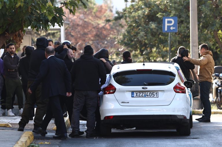 Προφυλακισμένος ο ρασοφόρος YouTuber και τρία ακόμη μέλη κυκλώματος ναρκωτικών και διακίνησης μεταναστών – Οι αποκαλυπτικοί διάλογοι