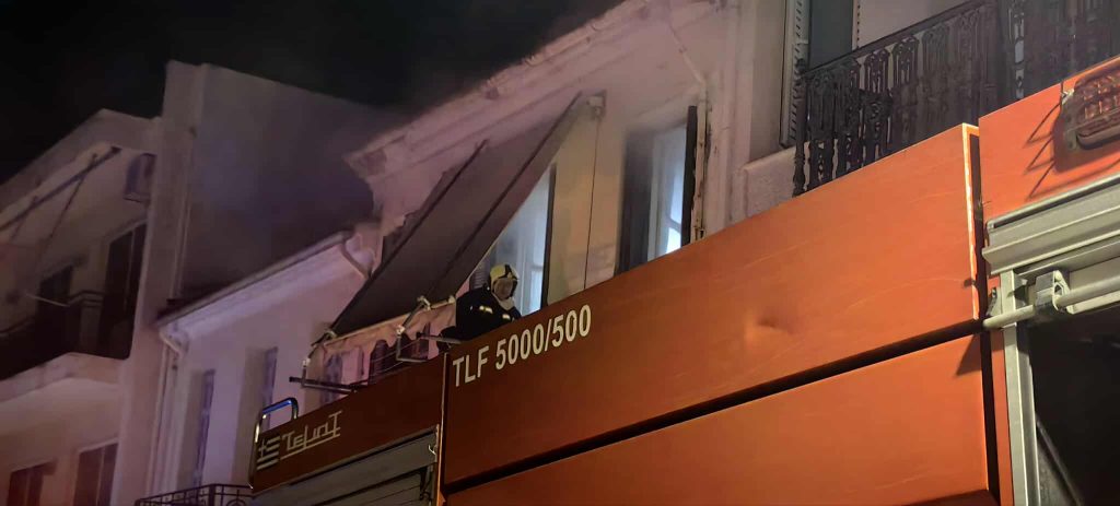 Φωτιά σε κατοικία της Πάτρας – Απεγκλωβίστηκε ηλικιωμένη γυναίκα