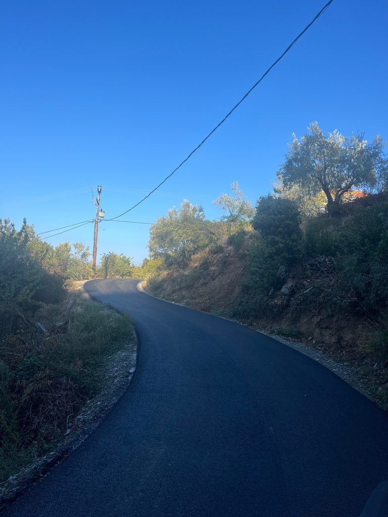 Νότιο Πήλιο: Ολοκληρώθηκε η ασφαλτόστρωση του δρόμου προς τον οικισμό Πλάκας Νεοχωρίου