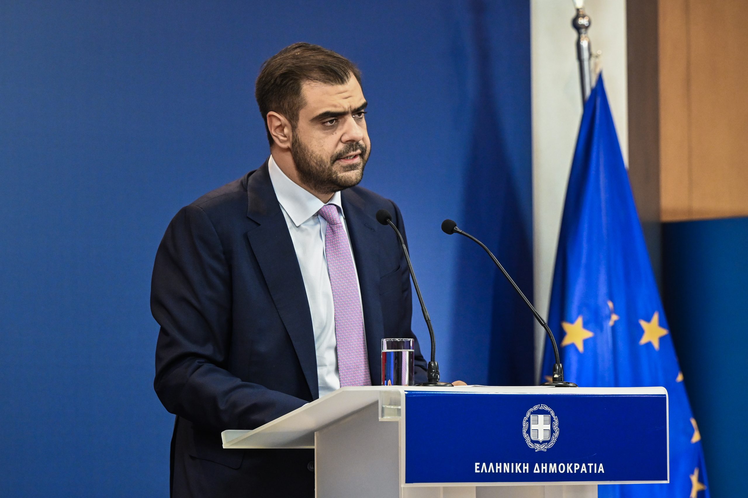 ΕΝΗΜΕΡΩΣΗ ΤΩΝ ΠΟΛΙΤΙΚΩΝ ΣΥΝΤΑΚΤΩΝ ΑΠΟ ΤΟΝ ΚΥΒΕΡΝΗΤΙΚΟ ΕΚΠΡΟΣΩΠΟ ΠΑΥΛΟ ΜΑΡΙΝΑΚΗ (ΔΗΜΗΤΡΑ ΚΟΥΤΡΑ/TOKLIK.GR/EUROKINISSI)