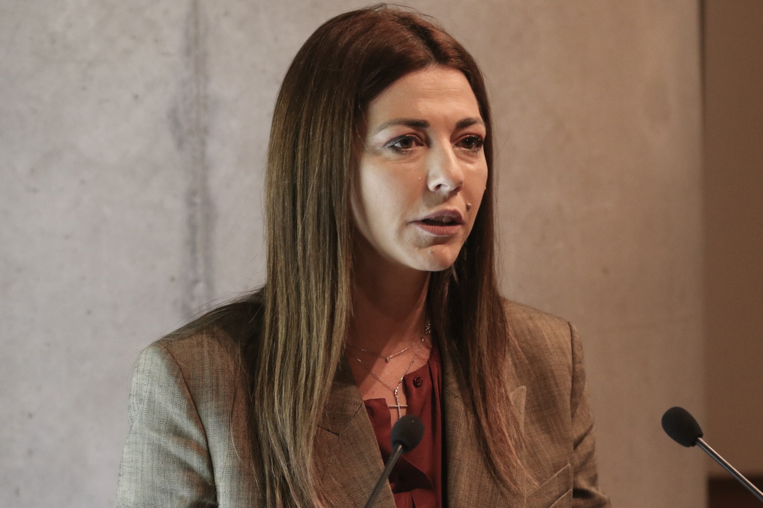 ΕΚΔΗΛΩΣΗ ΤΟΥ ΕΠΑΓΓΕΛΜΑΤΙΚΟΥ ΕΠΙΜΕΛΗΤΗΡΙΟΥ ΑΘΗΝΩΝ ΜΕ ΘΕΜΑ ΓΥΝΑΙΚΕΣ ΜΕ ΟΡΑΜΑ ΑΠΟ ΤΗΝ ΑΡΧΑΙΑ ΕΛΛΑΔΑ ΣΤΗΝ ΣΥΓΧΡΟΝΗ ΕΠΙΧΕΙΡΗΜΑΤΙΚΟΤΗΤΑ-ΒΡΑΒΕΥΣΗ ΤΗΣ ΚΑΤΕΡΙΝΑΣ ΣΑΚΕΛΛΑΡΟΠΟΥΛΟΥ