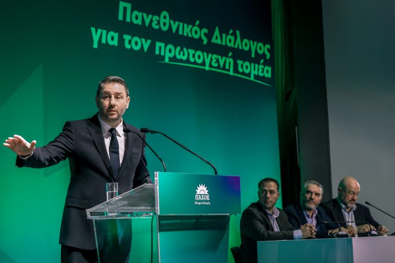 Ν. Ανδρουλάκης από Λάρισα: Η κυβέρνηση οδηγεί τους αγρότες σε μνημόνια – Ψήφος στο ΠΑΣΟΚ σημαίνει τέλος στη διαφθορά