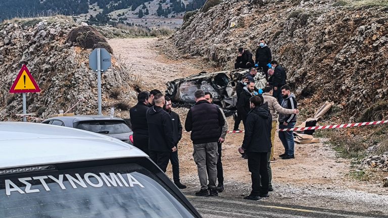 Δολοφονία Λάλα: Ποινική δίωξη για βαριά αδικήματα στους τέσσερις συλληφθέντες – Οπλοστάσιο, χρυσές λίρες και πάνω από €100.000 βρέθηκαν στα σπίτια τους