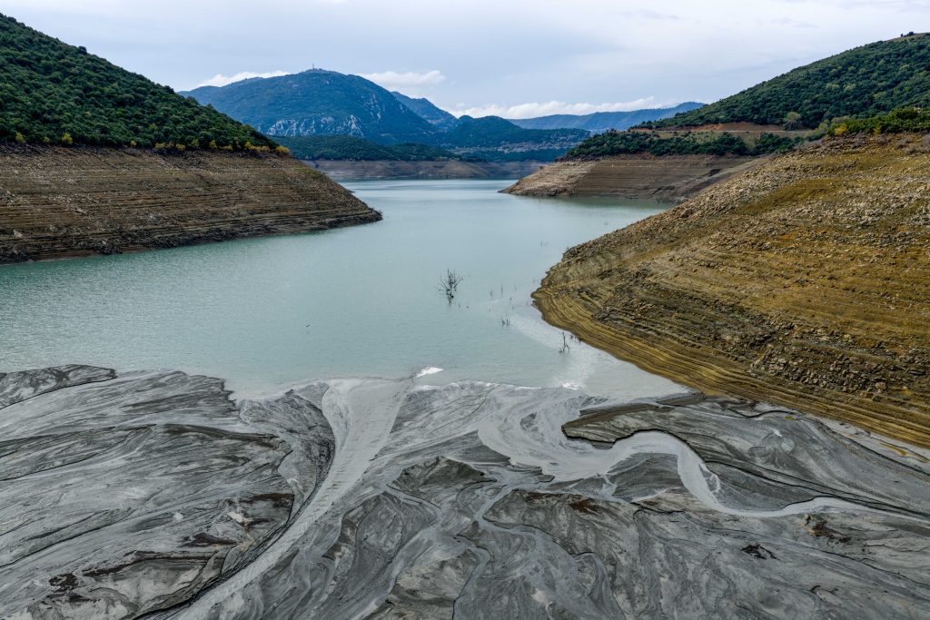 Σε συναγερμό η Ευρώπη λόγω λειψυδρίας: Ο ρόλος της κλιματικής κρίσης και τα μέτρα που παίρνει η Ελλάδα