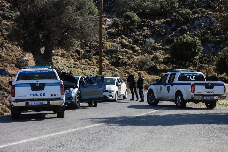 Δημογλίδου στο ΕΡΤnews για Βορίζια: Οι αστυνομικοί αναζητούν παράνομο οπλισμό ακόμα και σε νεκροταφεία – Eνδείξεις για συμμετοχή κι άλλων ατόμων