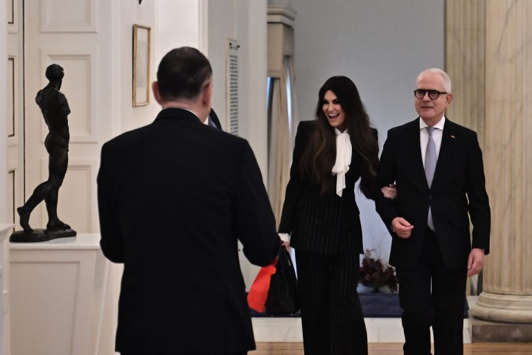 Σε νέα φάση οι σχέσεις Ελλάδας και ΗΠΑ με την άφιξη της Γκίλφοϊλ – Πώς αναδεικνύεται ο γεωστρατηγικός ρόλος της Ελλάδας