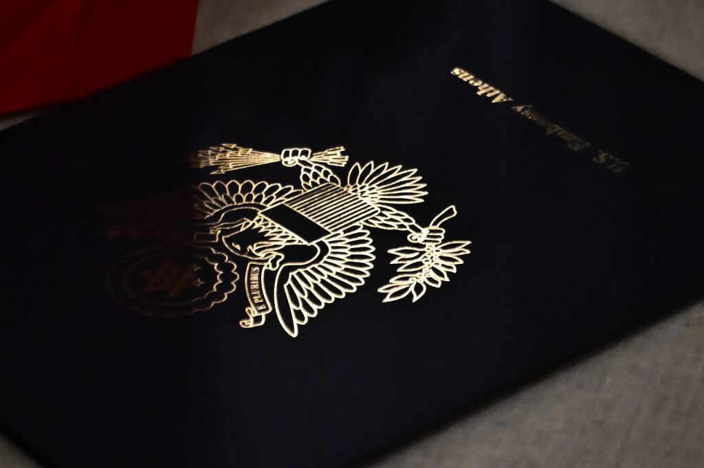 Την πρέσβη των ΗΠΑ Κίμπερλι Γκίλφοϊλ δέχθηκε στο υπουργείο ο ΥΠΕΞ Γ. Γεραπετρίτης